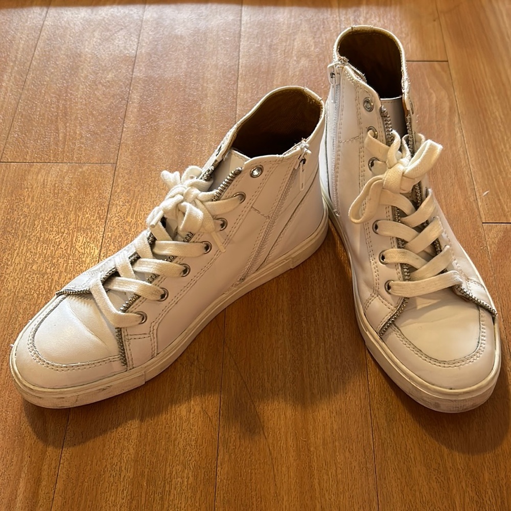 Frye White Leather High Top Sneakers. Size 7.5.